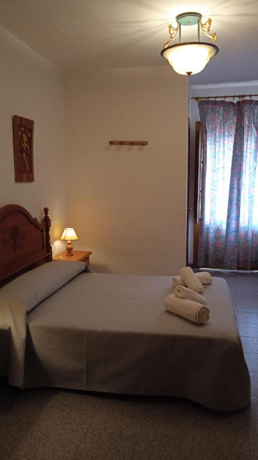 Pension La Sierra Cortes de la Frontera Ngoại thất bức ảnh