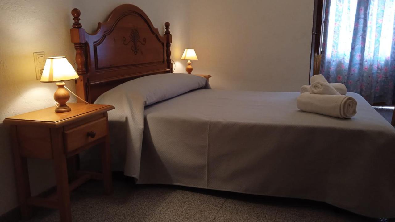 Pension La Sierra Cortes de la Frontera Ngoại thất bức ảnh